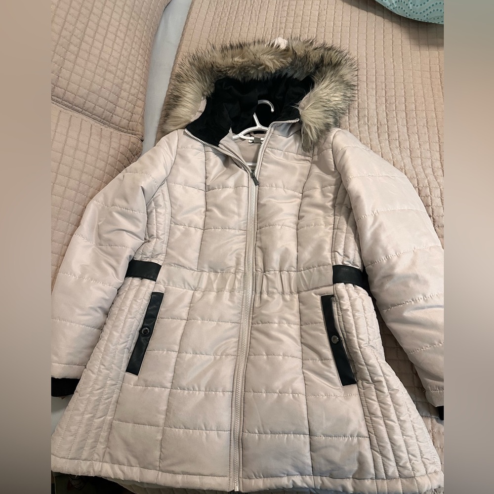 Susan Graver Water Resistant Puffer Coat w Faux Jacket L